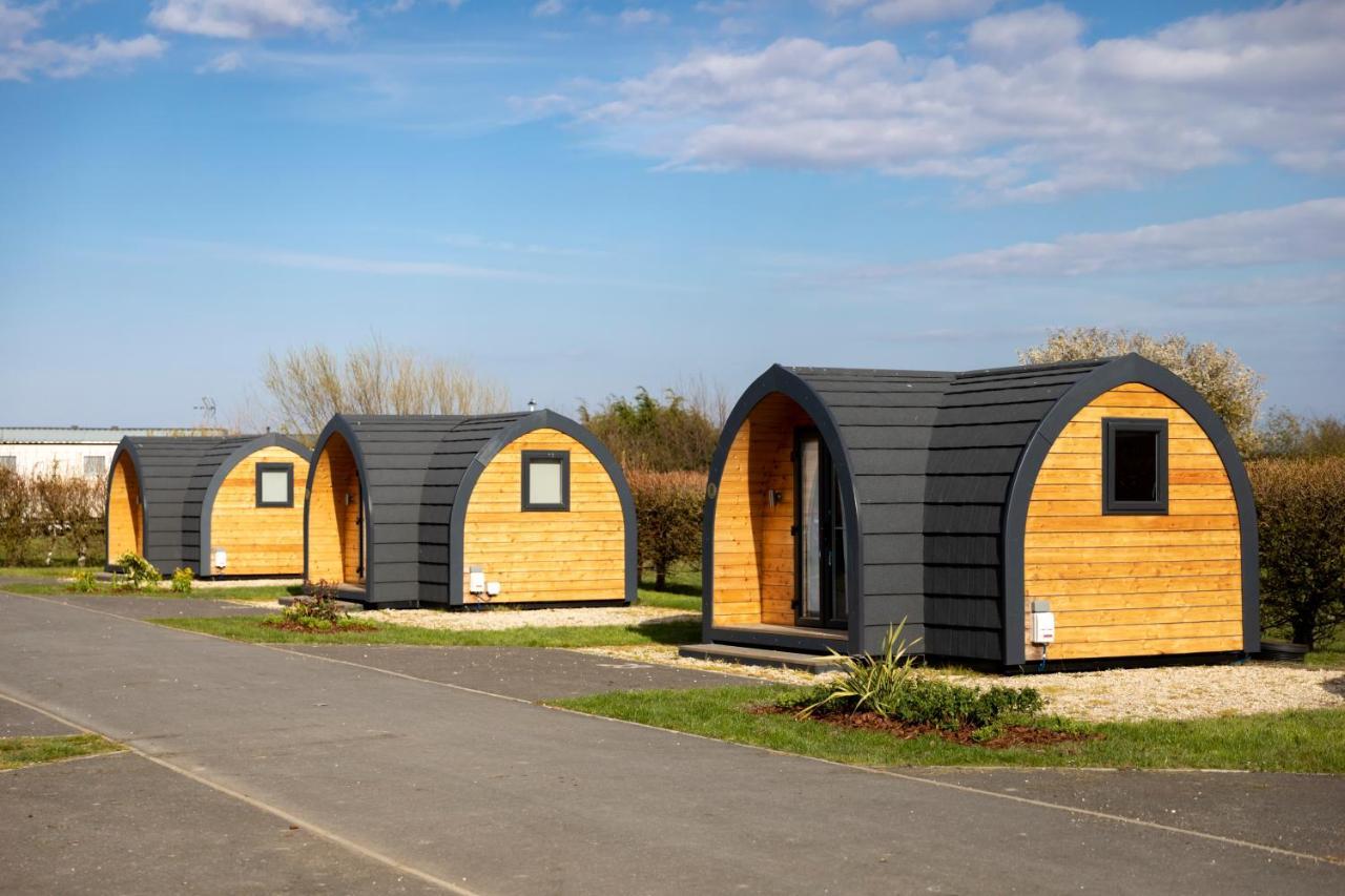 Camping Pods Wood Farm Holiday Park Charmouth Buitenkant foto